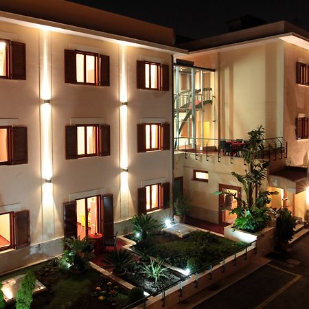 Diana Inn Accommodations Pompei Luaran gambar