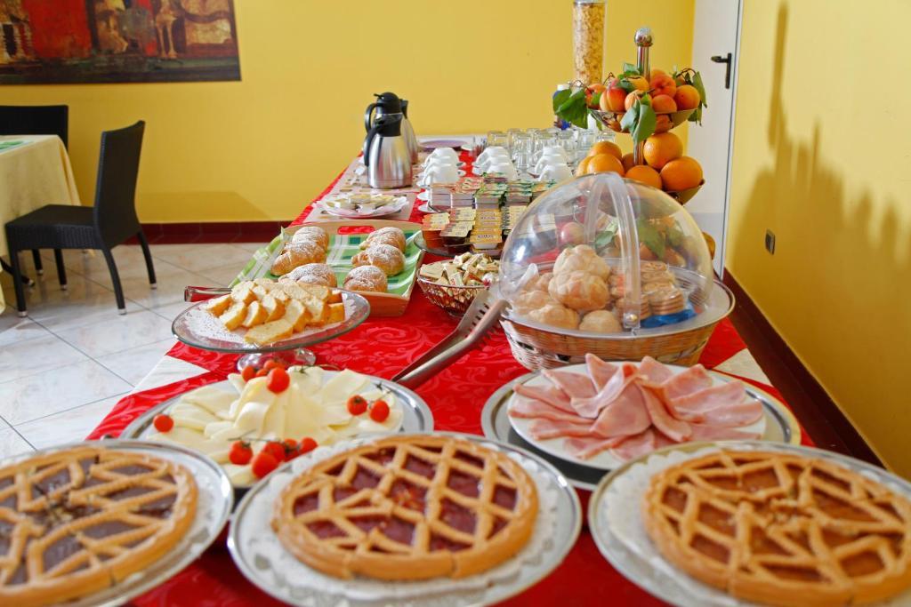 Diana Inn Accommodations Pompei Luaran gambar